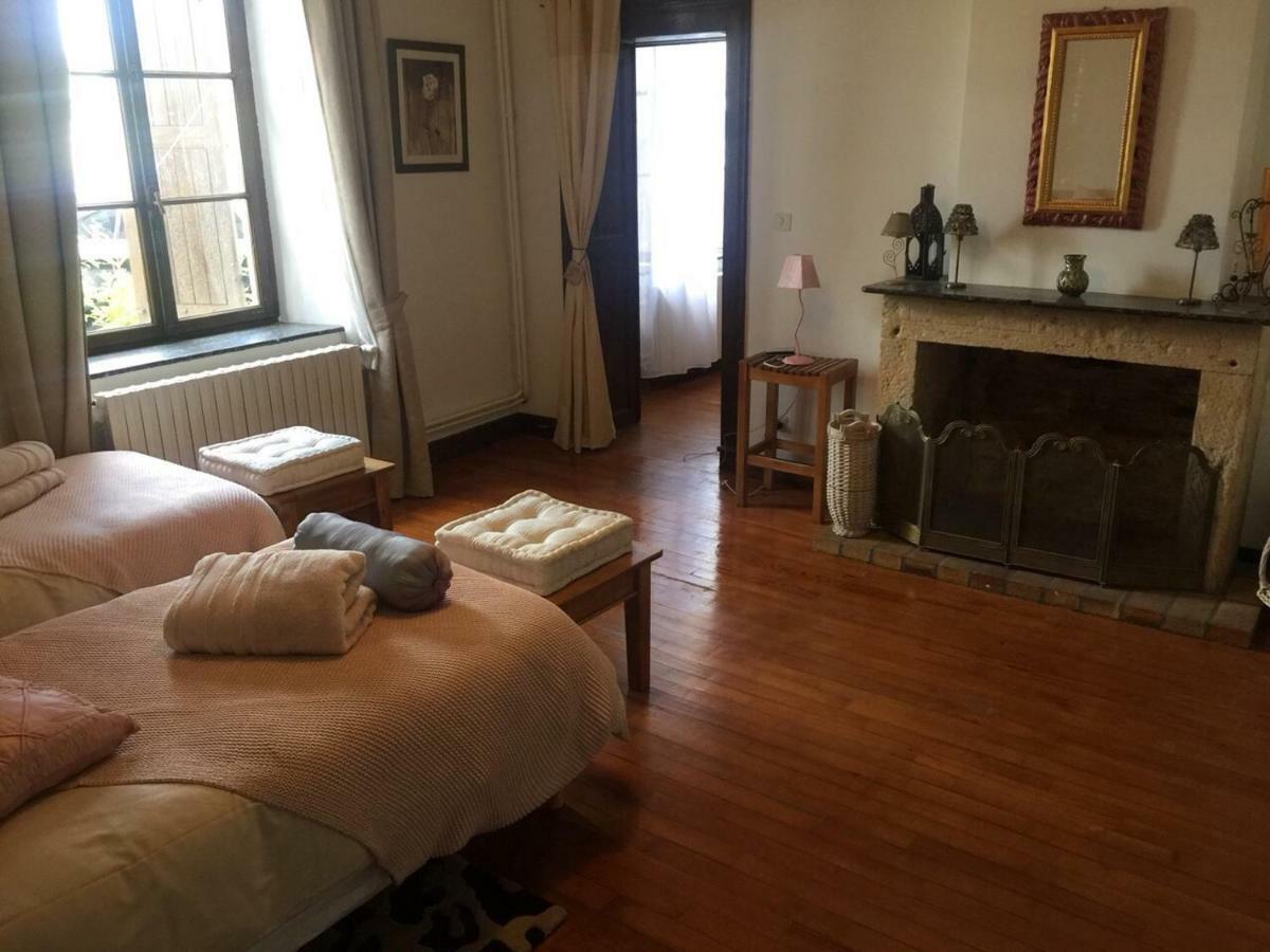 Gîte 100m2, jardin privé, 3 chambres à Mondelange Esterno foto