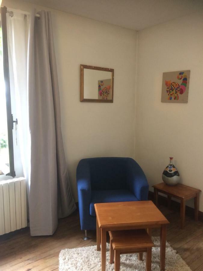 Gîte 100m2, jardin privé, 3 chambres à Mondelange Esterno foto